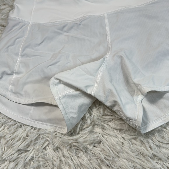 Lululemon Speed Up Short Long *4" Updated Fit White - Picture 2 of 9